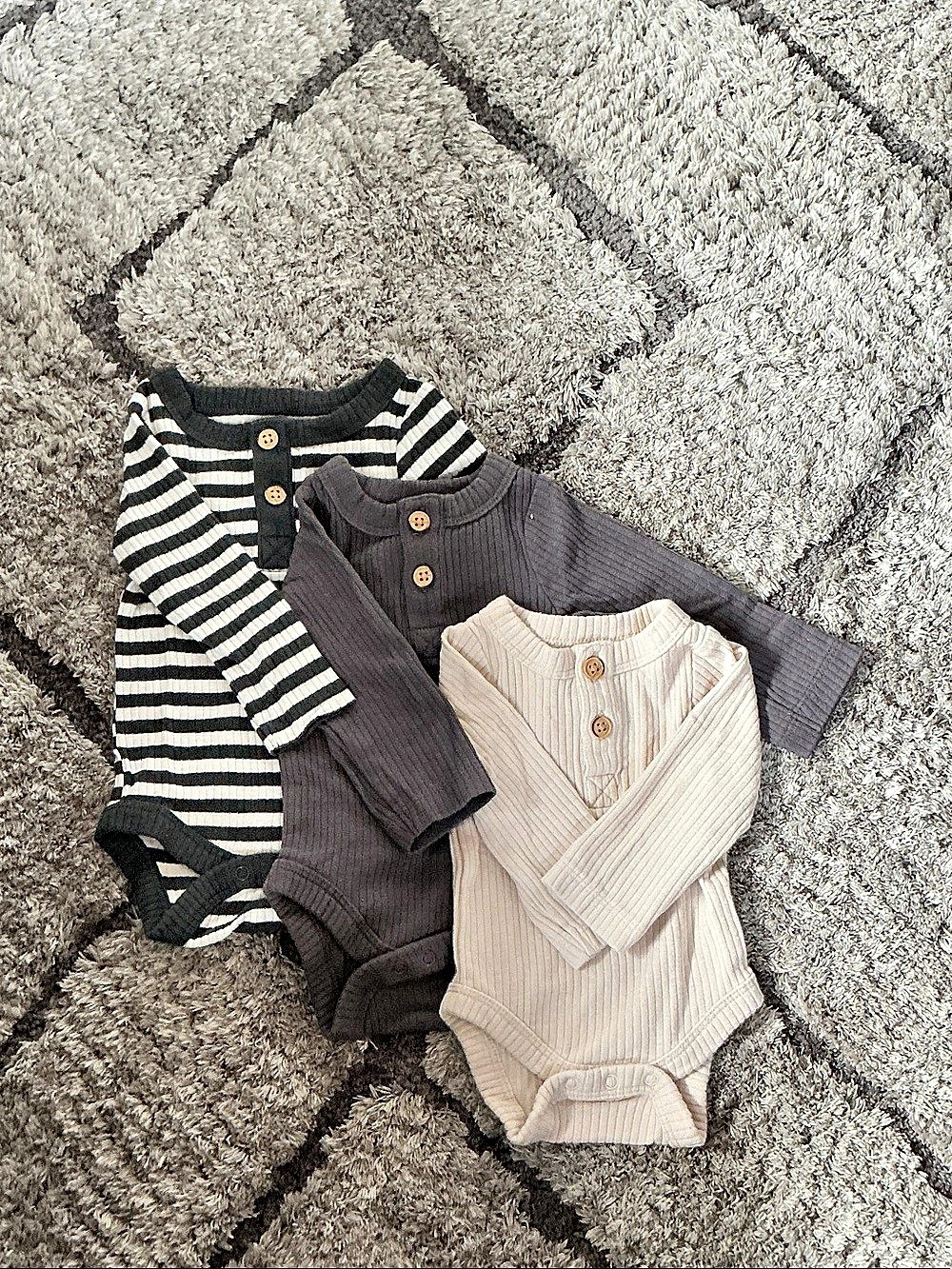Cat & Jack Ribbed Long Sleeve Henley Bodysuit Set Gray & White